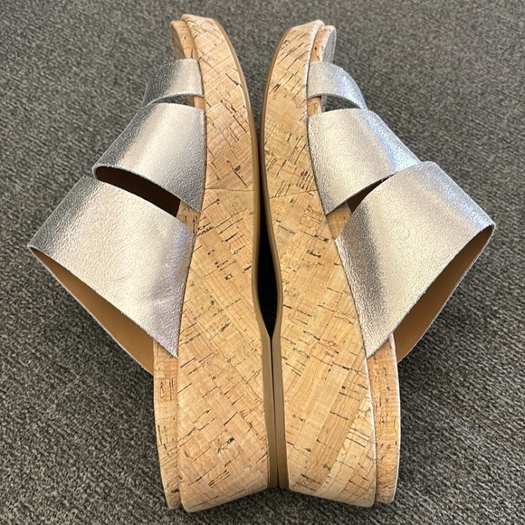 Kork Ease Menzie gold metallic platform sandals cork slides - Picture 12 of 14